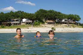 The resort is just a 45 minute drive northwest of austin on lake travis. Camper Resort Waterfront Lake Travis Rv Park