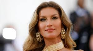She was credited with helping end the controversial. Gisele Bundchen La Modelo Mas Rica Cumple 40 Anos
