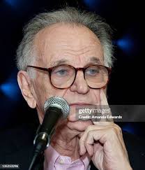 177 photos et images haute résolution de Bert Edwards