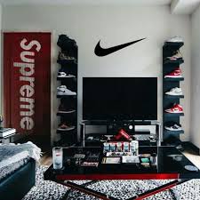 Nike Swoosh Metal Sign Sneaker Head Room Nike Wall Decor Etsy Sneakerhead Room Mens Room Decor Sneakerhead Bedroom