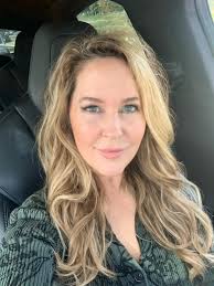 Christmas is in 1 days!! The presents don't matter. Your presence matters.  ❤️