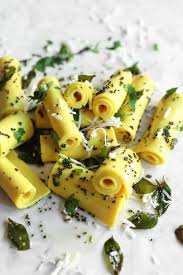 Gujarati Khandvi Patuli Paturi Recipe In 2020 Vegetarian Snacks Vegetarian Vegan Recipes Vegetarian