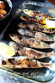 Sardines A L Ail Et Au Citron Grillees Au Barbecue En 2020 Sardines Recettes Marinade Pour Poisson Idee Recette Barbecue