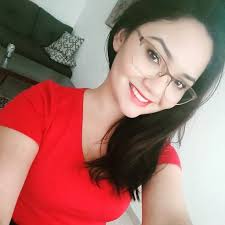 Kenia Ayala (@KMichel95)