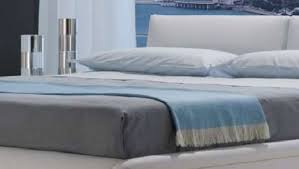 Over 65 years of quality, italian style and design. Le Camere Da Letto Chateau D Ax Dal Catalogo 2013 Modelli E Prezzi Pinkblog