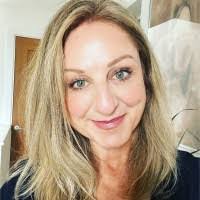 Debra Bissett's Instagram, Twitter & Facebook