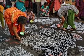 Pulli kolam görüntüleri uygulaması biraz geleneksel ama hala yaşayan tasarımlar. Understanding South India Kolam By Kolam Chantal Jumel Center For Soft Power