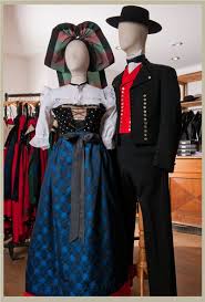 Epingle Sur Costumes Traditionnels Et Folkloriques Francais 1