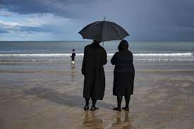Jewish Family At Druridge Bay Northumberland Patio Umbrella Outdoor Outdoor Decor
