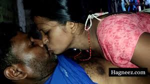 Indian Pink Saree Wali Village Bhabhi Chudai Full HD