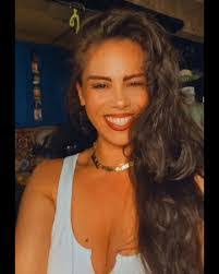 Lisandra Echevarria's Instagram, Twitter & Facebook