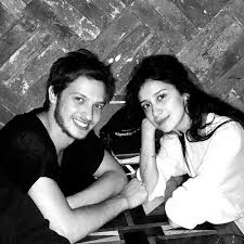 Равшана куркова известна и как театральная актриса. Ravshana Kurkova Vyshla Zamuzh Lichnaya Zhizn Deti