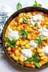 30 Minute Creamy Tomato Gnocchi With Burrata Recipe Vegetarian Gnocchi Recipes Recipes Easy Pasta Recipes