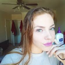 Vanessa Graham's Instagram, Twitter & Facebook