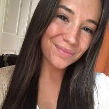 Heather Lardie's Instagram, Twitter & Facebook