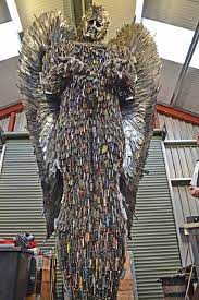 Semaine 48 du ven 29 nov au jeu 5 déc 2019. Uk Artist Creates A Knife Angel Sculpture Out Of 100 000 Knives Confiscated By Police