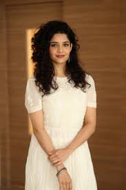 Ritika Singh Cute Look Curly Hair At Neevevaro Press Meet August 2018 -  Beauty Galore HD