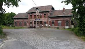 Ancienne Gare Des Houilleres A Fresnes Sur Escaut Maison Style Gare Ancien