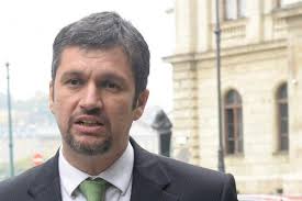 A(z) hadházy ákos orbán viktor című videót orbit tv nevű felhasználó töltötte fel a(z) hírek/politika kategóriába. Hadhazy Akos Szerint Az Lmp Be Is Beepult A Fidesz Propeller