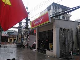 Kinh doanh siêu thị hay siêu thị mini là xu hướng không bao giờ lỗi thời với những tiện ích mà siêu thị mang lại. Vinmart Len Lá»i Vao Ngo Ngach Chá»§ Hang Táº¡p Hoa Ä'au Ä'áº§u Tinh Káº¿