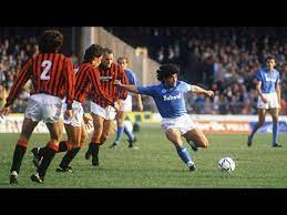 Echipa italiana de forban napoli la omagiat miercuri pe argentinianul diego maradona, care a murit la varsta de saizeci. Diego Maradona Magical Moments In Napoli Hd Youtube