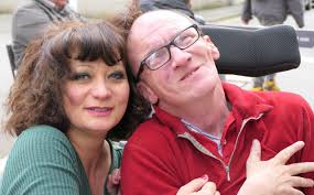 Bernay. Une collecte pour racheter une voiture à Greg, l'homme plus fort  que son corps