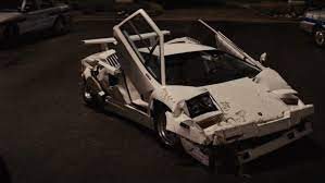 The iconic beige leather interior is in good. Ultra Rare 550 000 Lamborghini Countach Gets Crashed For The Wolf Of Wall Street
