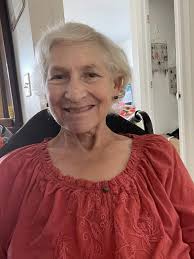 Salutations and sad tidings to I bring to the illustrious members of the  Shire of Tymberhavene. Lady Anna van der Meer (Jann Swader) has passed  away. She moved from Bandon a few