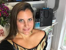 St Tropez Gradual Tan 1 Minute Pre-Shower Tanning Mousse Review • A Moment  With Franca