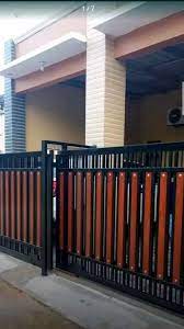 Pagar rumah mempunyai beberapa fungsi sebagai gerbang masuk dan pembatas area rumah. Pagar Minimalis Frem Hollow Kombinasi Grc Konstruksi Dan Taman 795587907