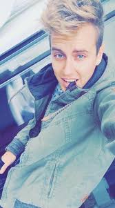 Laura Limone (lauramenke2003)