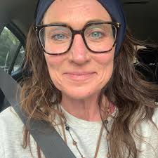 Anyone who cleans and fixes guttering locally?