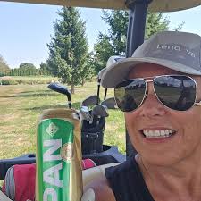 Danielle Andree Baxter (@danielle_eye_sell) • Instagram photos and videos