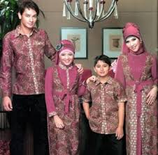 Model kebaya bisa couple dan gamis brokat modern pesta pernikahan pertunangan populer 2020/2021. 30 Model Gamis Couple Untuk Tunangan Fashion Modern Dan Terbaru 2021