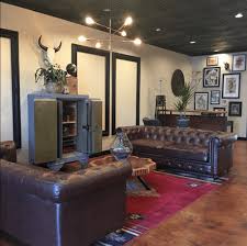 Our newly remodeled 2500 square foot parlor is a space for talent, cleanliness, art,… Chapter One Tattoo Vice Vibe