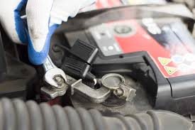Why does your battery leak in such a bizarre way? How To Disconnect A Car Battery In A Safe Way Mechanic Base