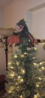 Dragon tree topper