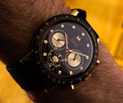 A brilliant painter facing the worst creative block of her life turns to anything she can to complete her masterpiece. Undone X Monopoly Moneyman Watches By Stephen Bliss Hands On Ablogtowatch