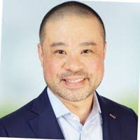 Carolyn Strudwick's Instagram, Twitter & Facebook