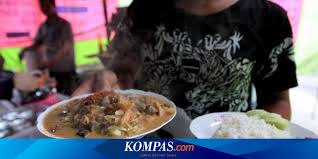 Masakan tongseng jamur tiram dan tongseng jamur kancing vegan sama halnya dengan tongseng kambing atau tongseng sapi tongseng jamur ini bisa dimasak pakai santan langsung dan juga bisa tongseng jamur tanpa. Icip Icip Tongseng Jamur Candi Borobudur