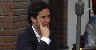 El exministro de hacienda, ignacio briones, quien hoy es candidato presidencial por evópoli, conversó en entrevista con radio ignacio briones comentó que hay que hacerse cargo de la fisura que va a dejar la pandemia y sus daños colaterales, como por ejemplo, quienes han perdido su año escolar. Los Indignologos La Columna De Ignacio Briones Contra Los Matinales