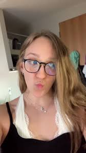 elizabeth.naff (@elizabeth.naff)