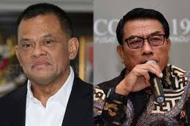 Moeldoko menyelesaikan sekolah sd dan smp di kediri sedangkan sekolah menengah atasnya di jombang. Respons Moeldoko Gatot Pengamat Tak Masalah Purnawirawan Berpolitik