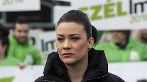 Member of parliament for the hungarian green party. Tekintse Meg Az Internetet Ostulok Befele Lanchid Radio Demeter Marta Samiehoffgallery Com