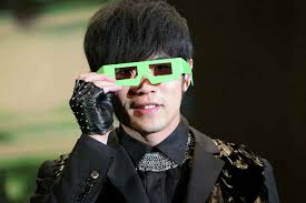 3-D means headaches to many