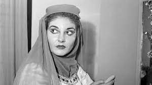 Haar ouders waren griekse immigranten. Zoom Maria Callas Legendare Schlankheitskur Vom Moppel Zur Gazelle Klassik Entdecken Br Klassik Bayerischer Rundfunk