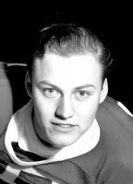 Player photos for the 1941-42 New York Rovers at hockeydb.com