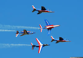 La journaliste est intervenue ce vendredi dans le journal de 13 heures de france 2, quelques minutes après l'attaque au couteau de paris. Patrouille De France 2019 Schedule Calendrier