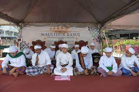 Ruzita binti zainuddin mohd shukri bin talib roskastura bt abdullah (k) imam remaja noor fa'izah bt yang ahmad timbalan pengerusi ajk. Sambutan Maulidur Rasul Peringkat Daerah Langkawi 2019 Lembaga Pembangunan Langkawi