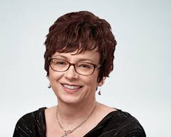 Kari Briscoe's Instagram, Twitter & Facebook